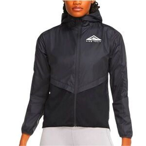 NIKE storm fit trail running jacket windbreaker